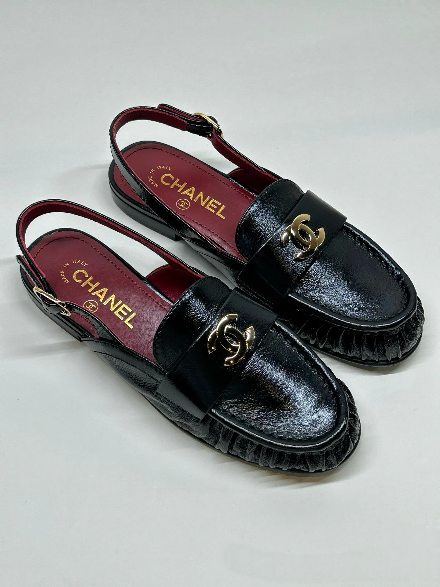 Women's Loafers And Moccasins CHANEL 18107569