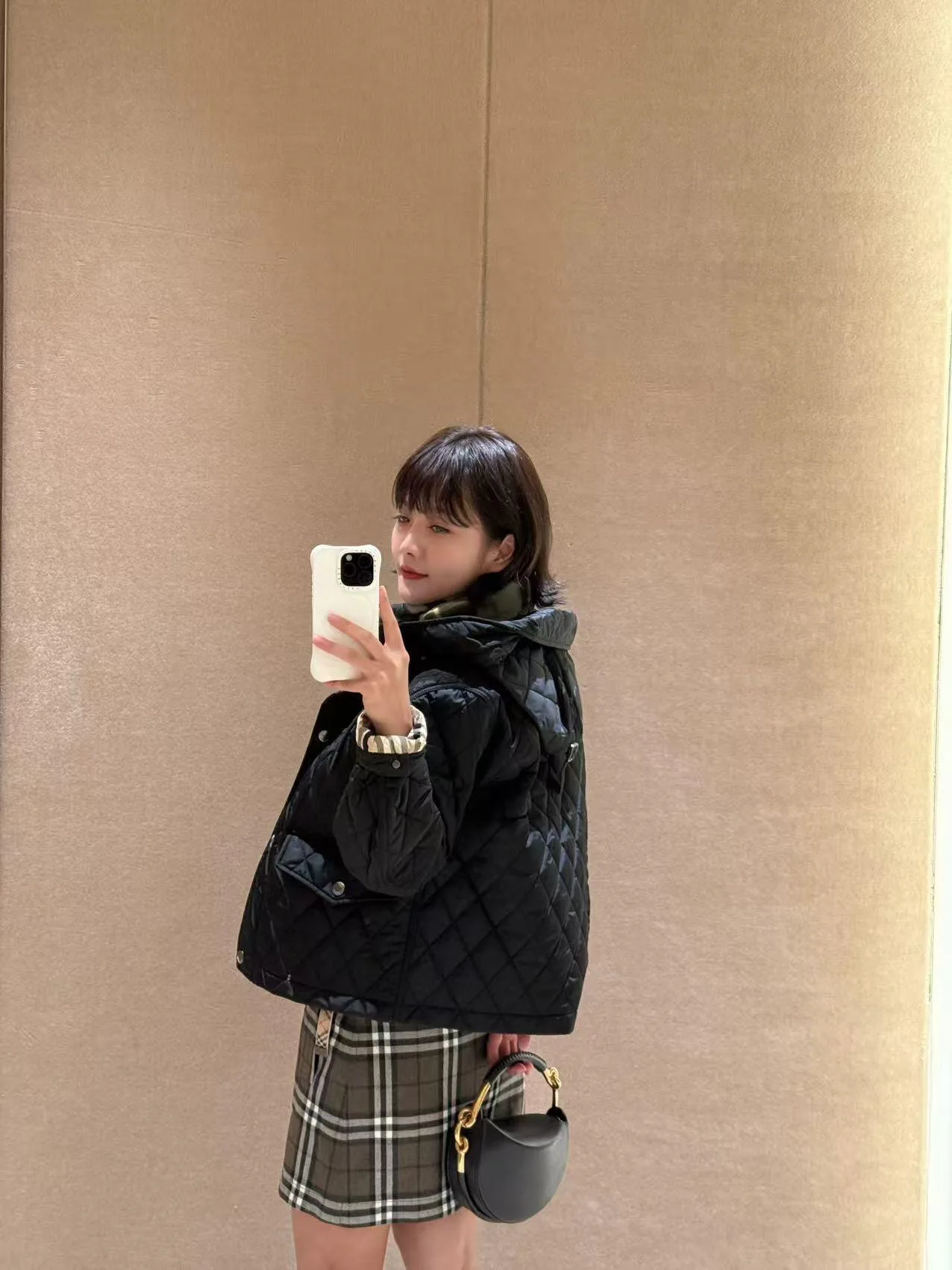 Women's Jackets And Down Jackets BURBERRY 18033913