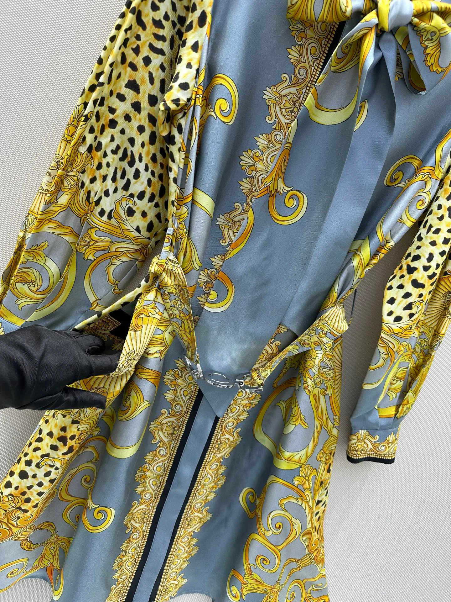 Платья Женские Versace 18580497