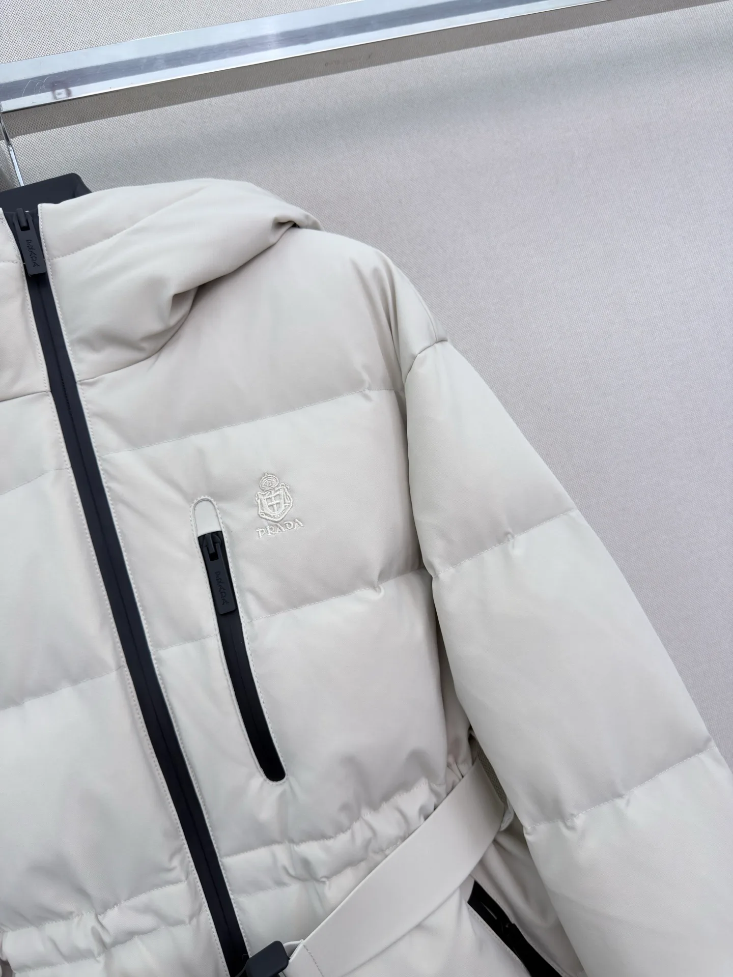 Women's Jackets And Down Jackets PRADA 18023491