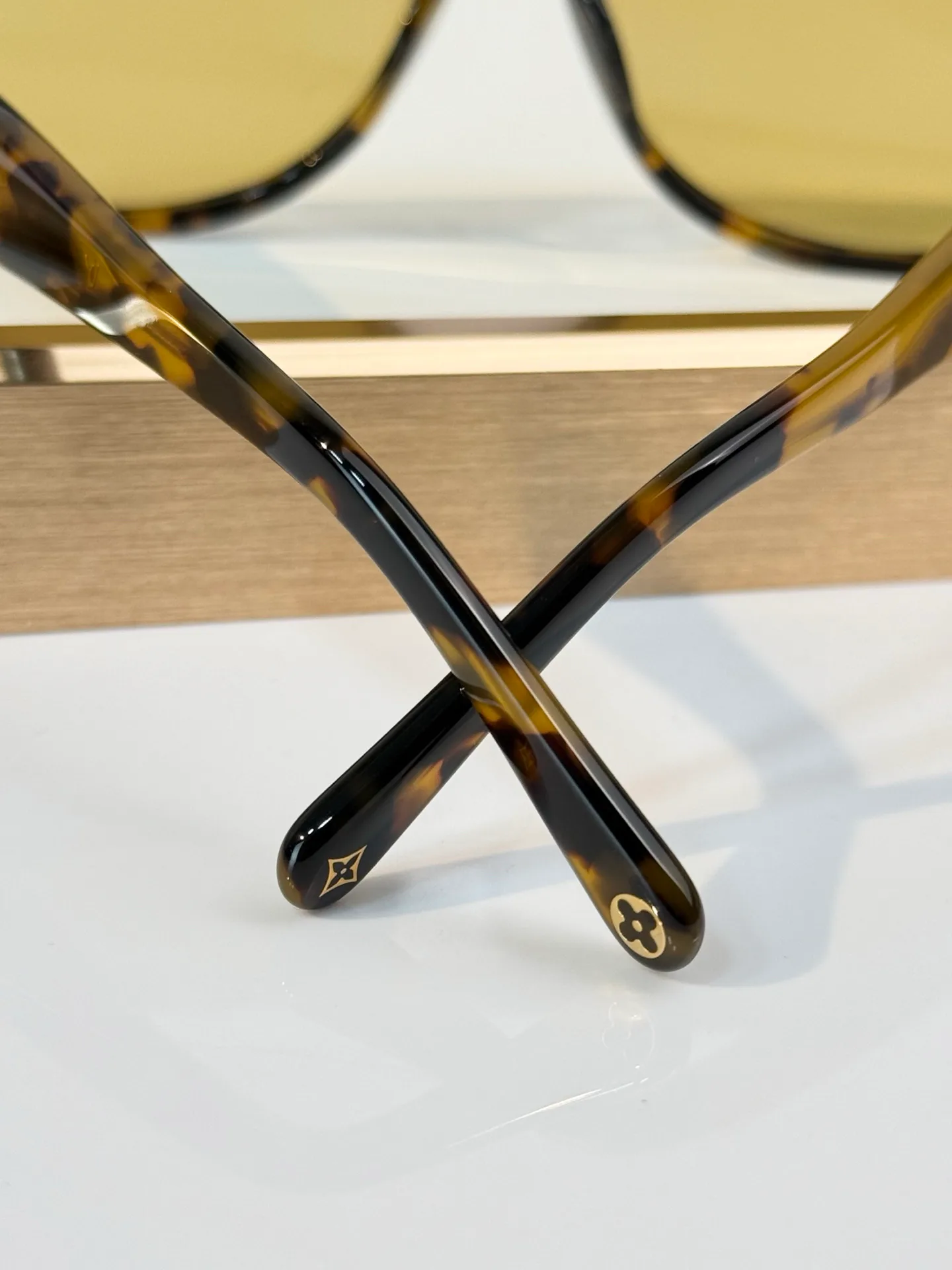 Glasses LOUIS VUITTON 18201387