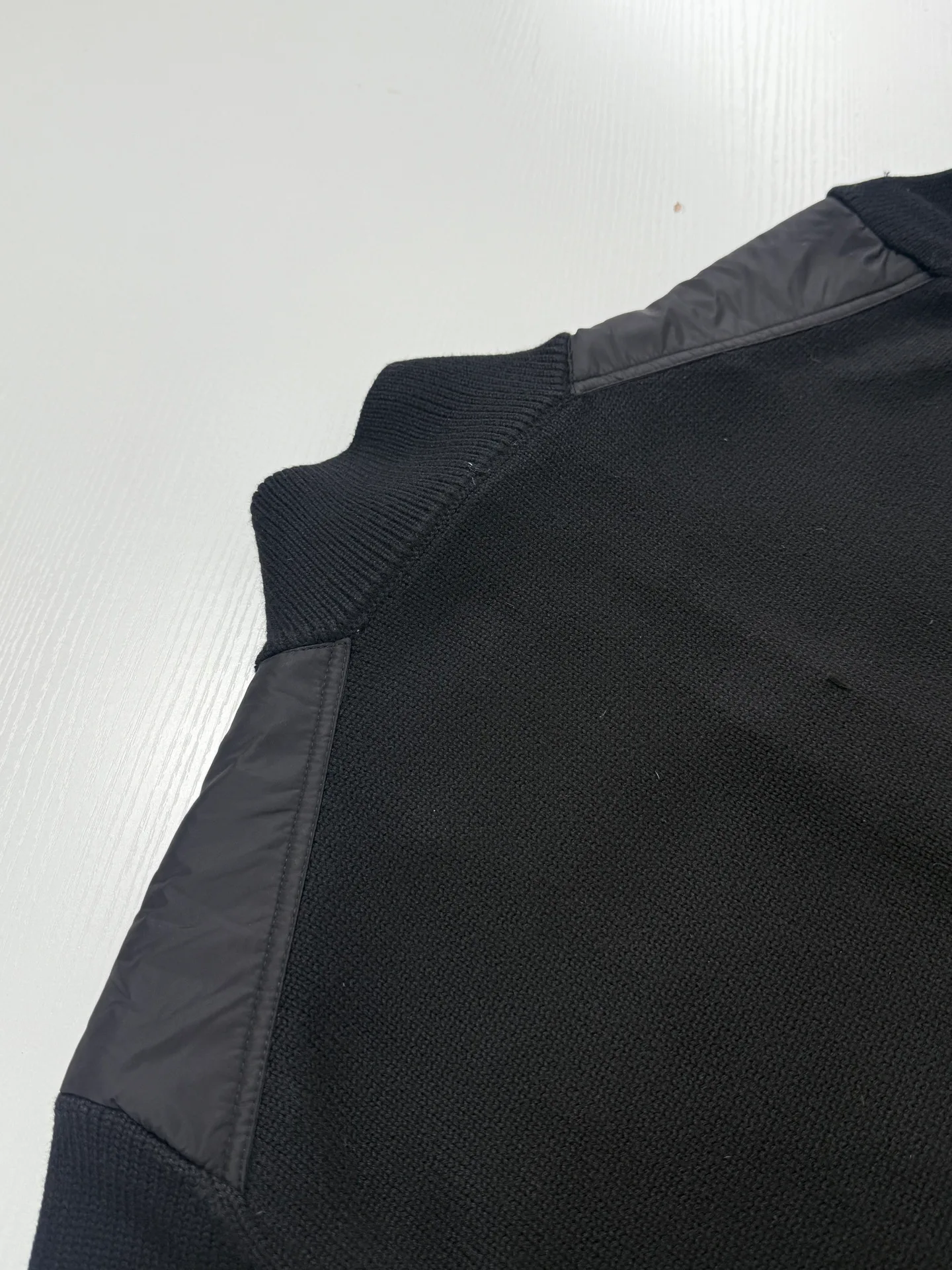 Men's Jackets And Down Jackets MONCLER 18179094