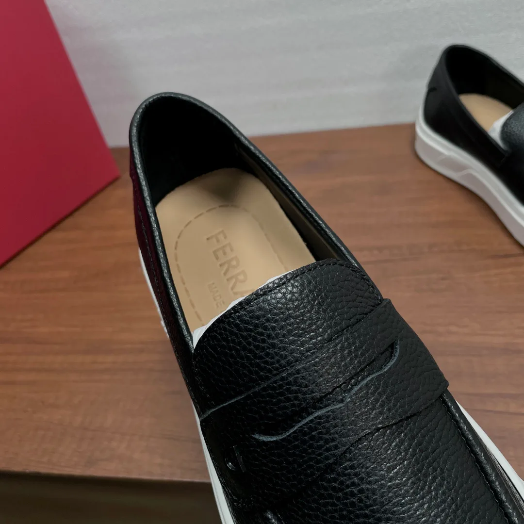 Men's Loafers And Dress Shoes SALVATORE FERRAGAMO 17971443
