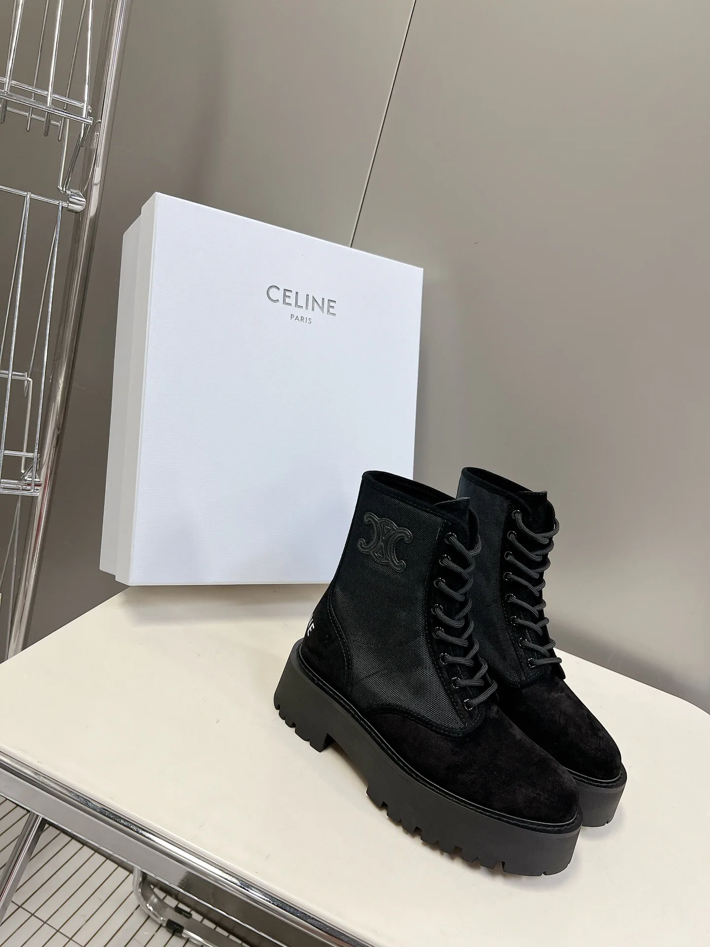 Women's Ankle Boots CELINE 18005920