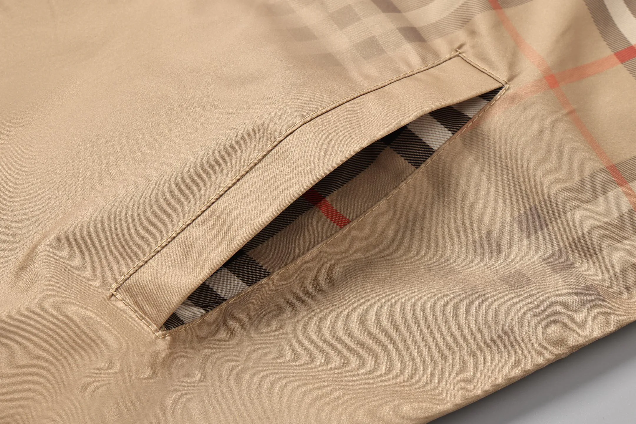 Men's Jackets And Down Jackets BURBERRY 18033024