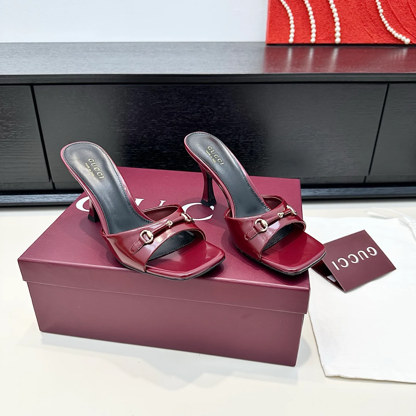Women's Open-Toe Sandals GUCCI 17614700
