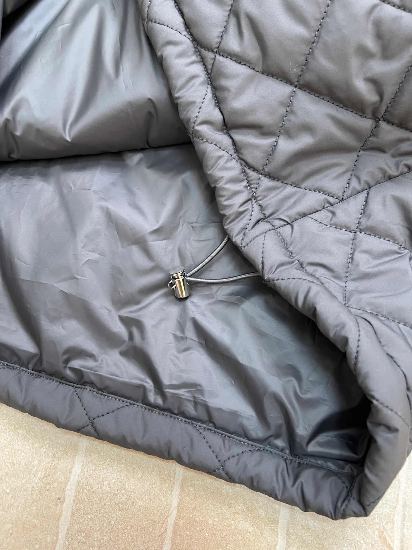 Women's Jackets And Down Jackets MIU MIU 18149755