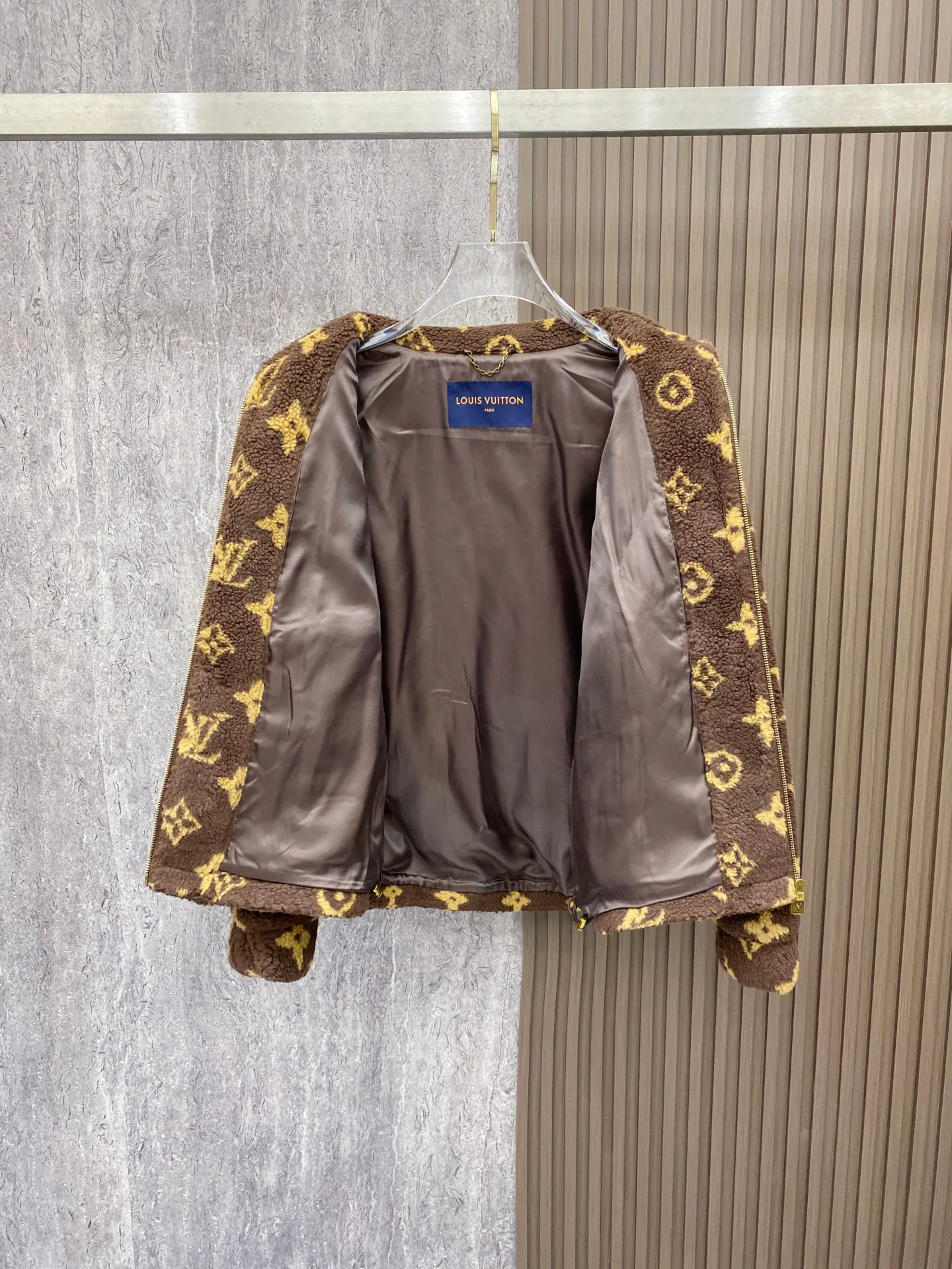 Men's Jackets And Down Jackets LOUIS VUITTON 17974399