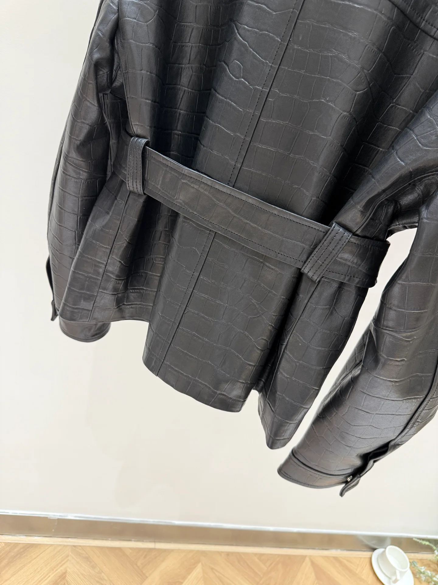 Women's Leather Jackets And Sheepskin Coats THE ROW 17850855