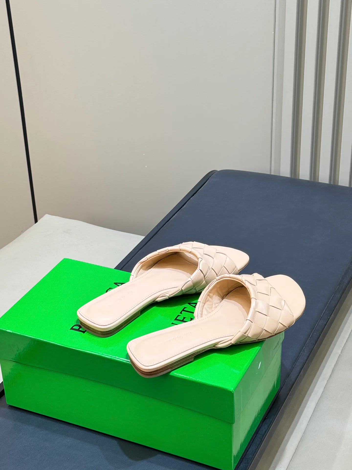 Women's Mules And Clogs BOTTEGA VENETA 18072967