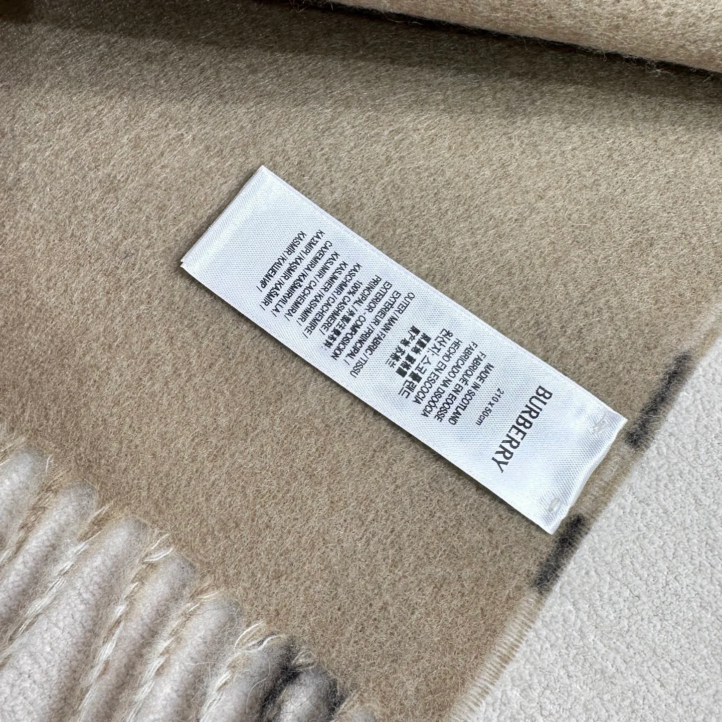 Scarves BURBERRY 18501116