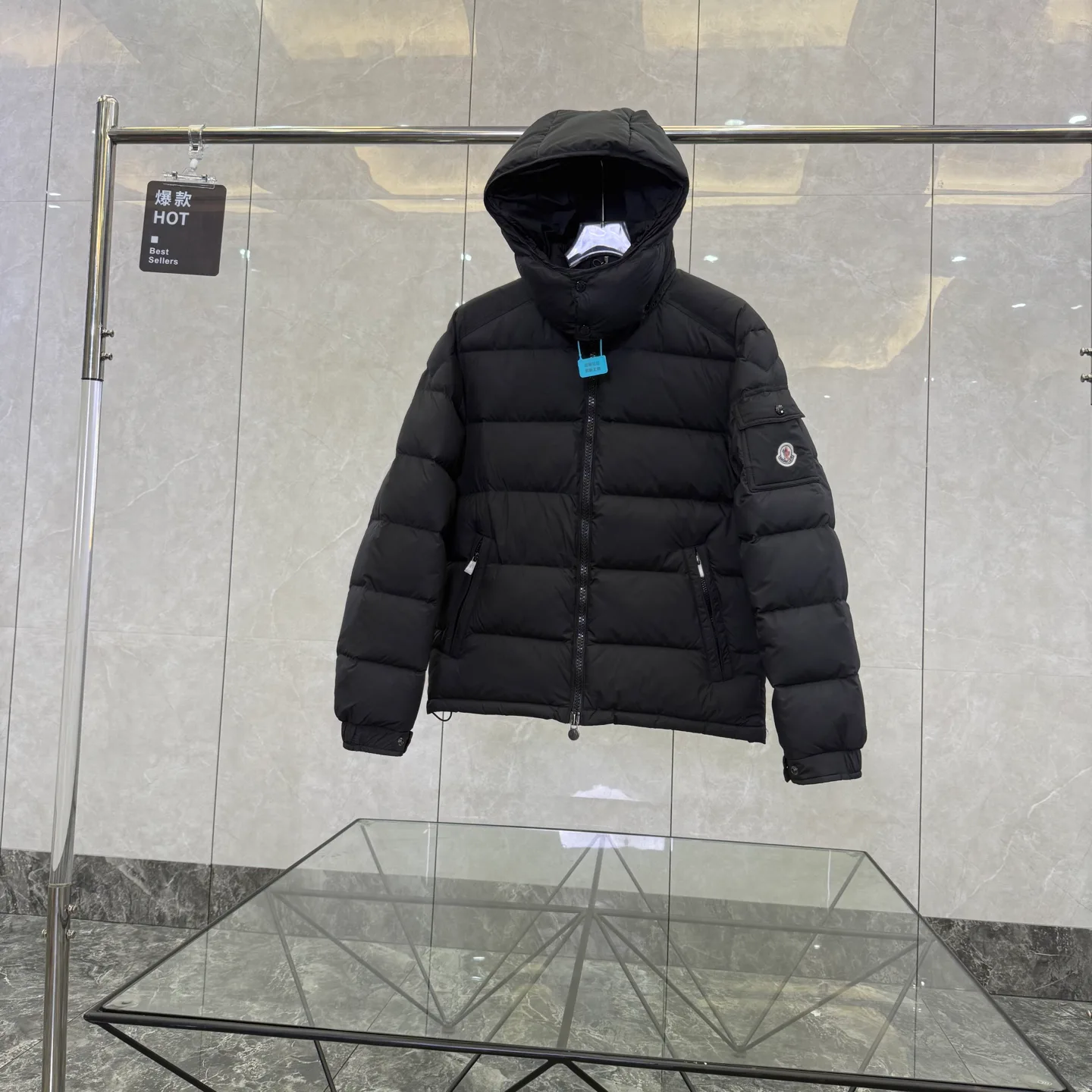 Куртки И Пуховики Мужские Moncler 18614974