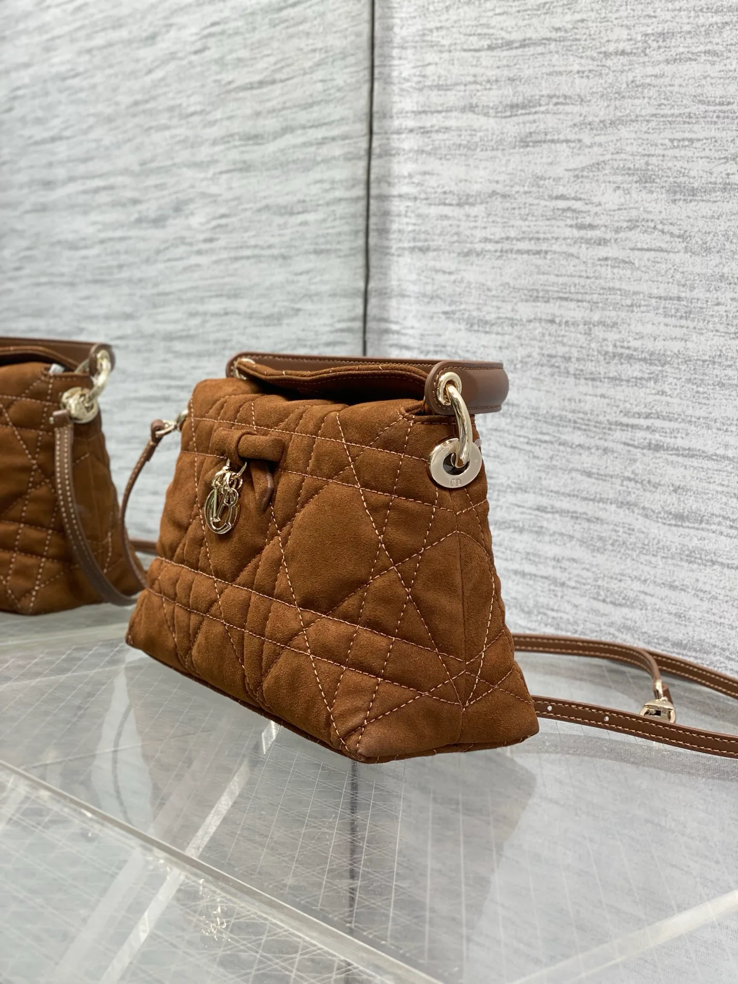 Women's Classic Handbags CHRISTIAN DIOR 18341368
