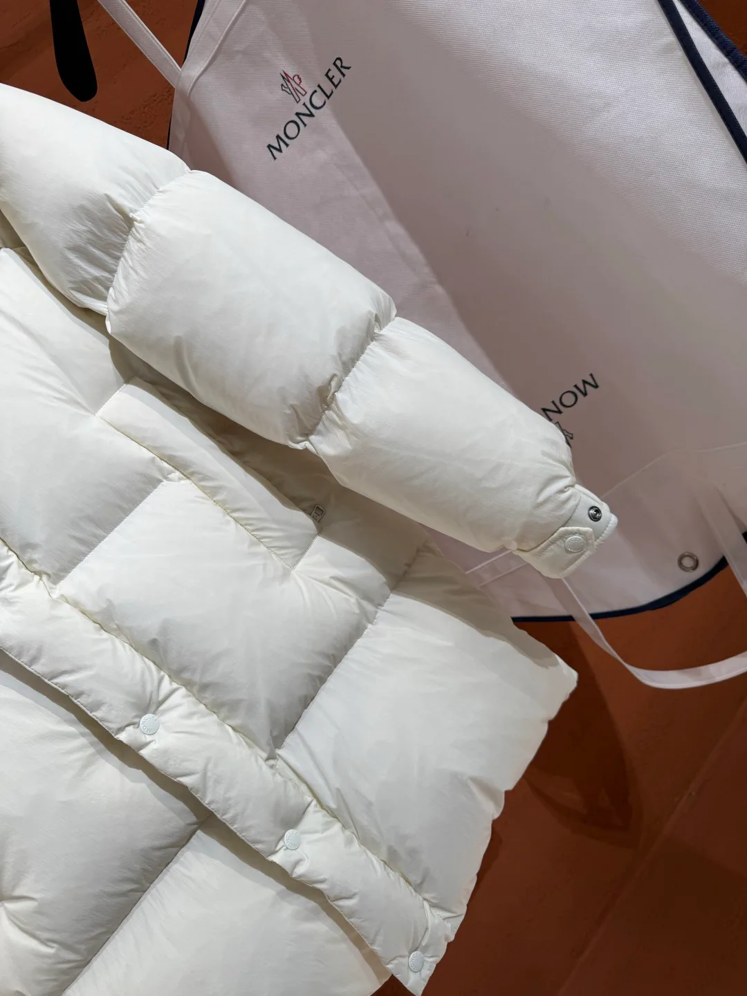 Men's Jackets And Down Jackets MONCLER 18487542