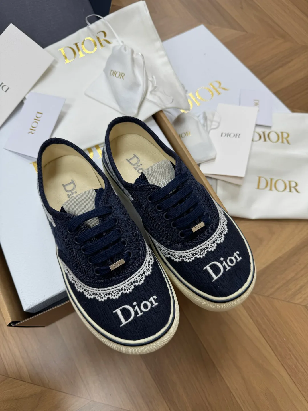 Women's Sneakers CHRISTIAN DIOR 17902823