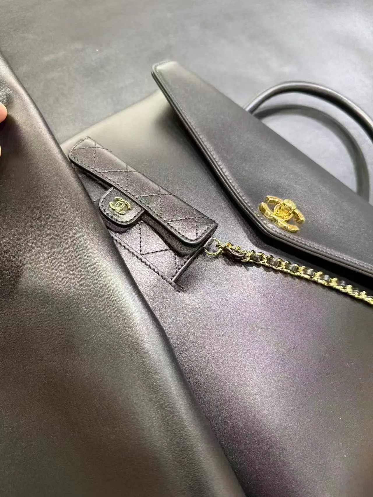 Women's Classic Handbags CHANEL 17909694