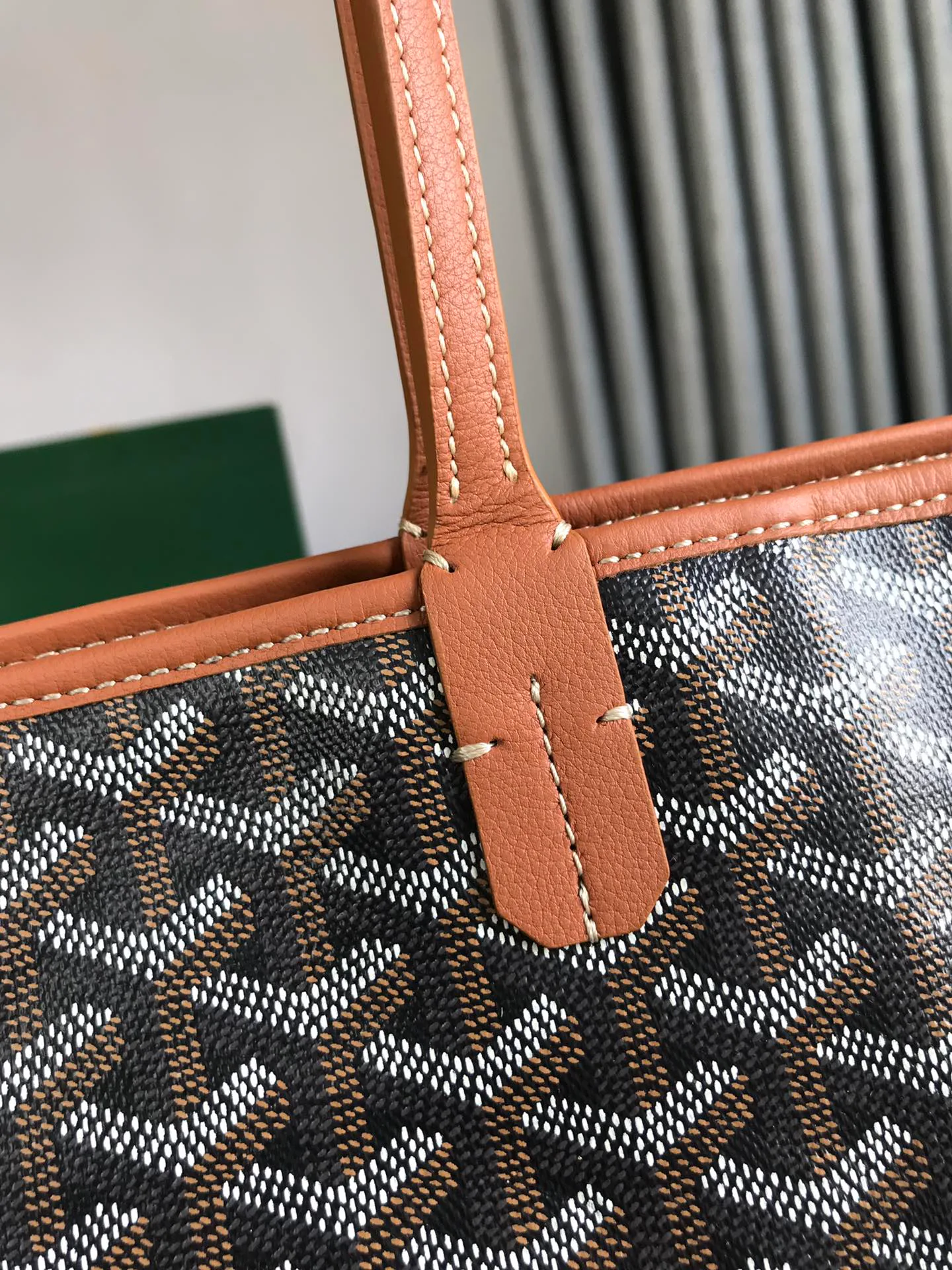 Women's Classic Handbags GOYARD 17926478
