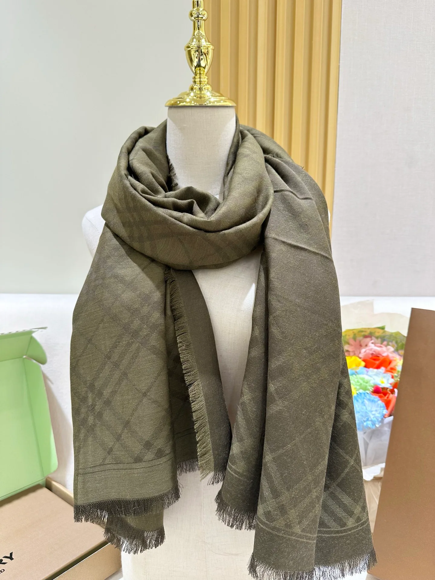 Scarves BURBERRY 17916826
