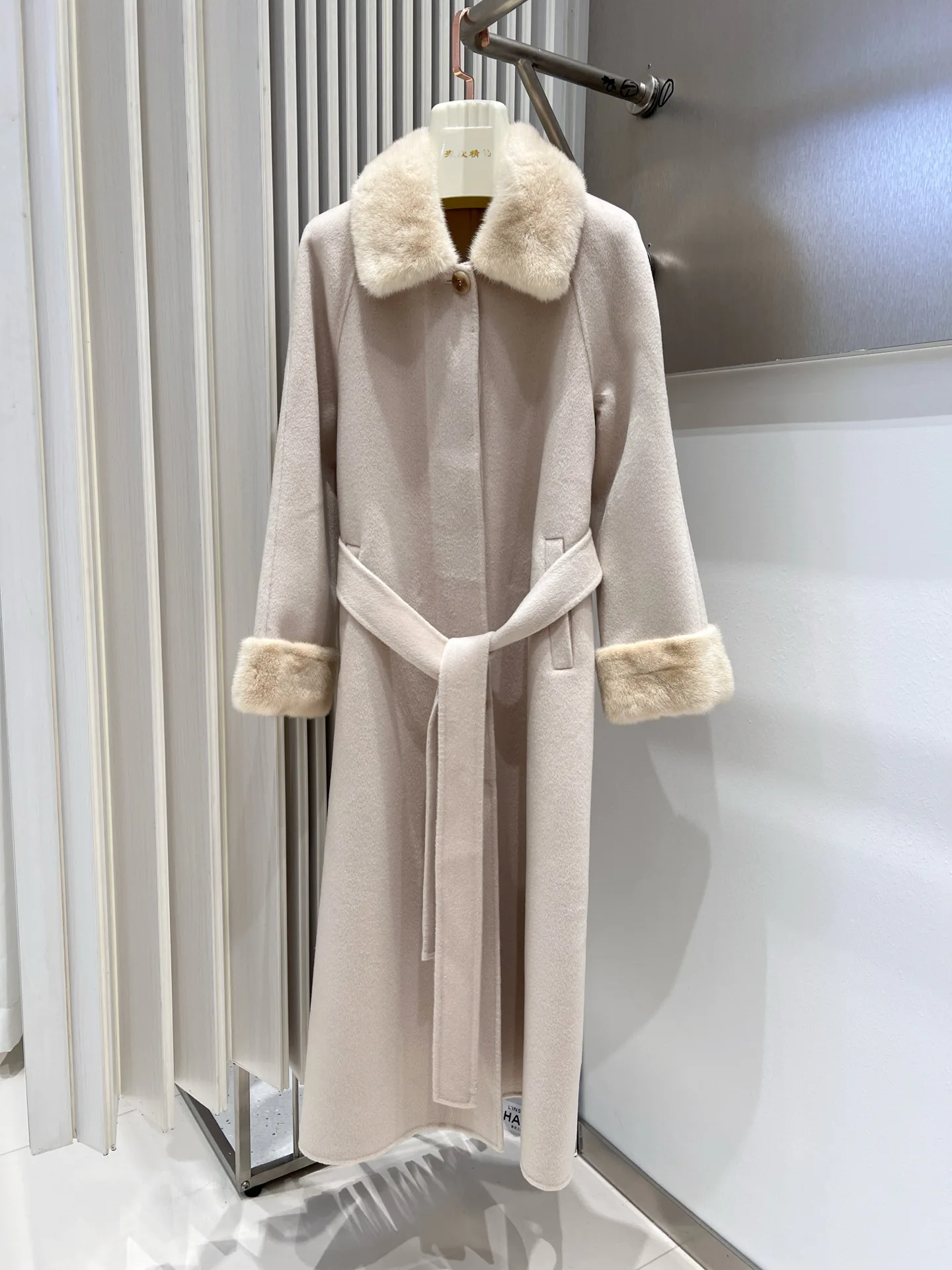 Women's Coats LORO PIANA 18408956