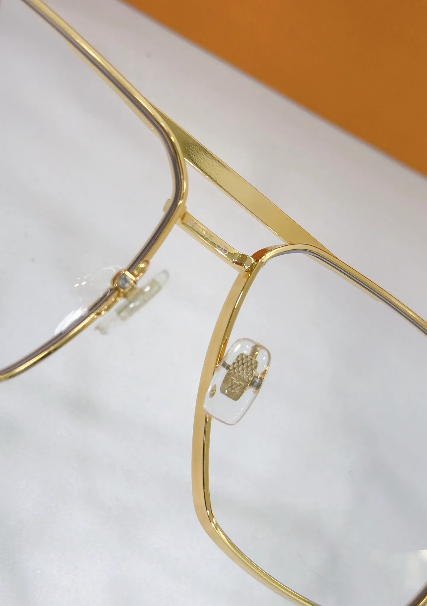 Glasses LOUIS VUITTON 17865298