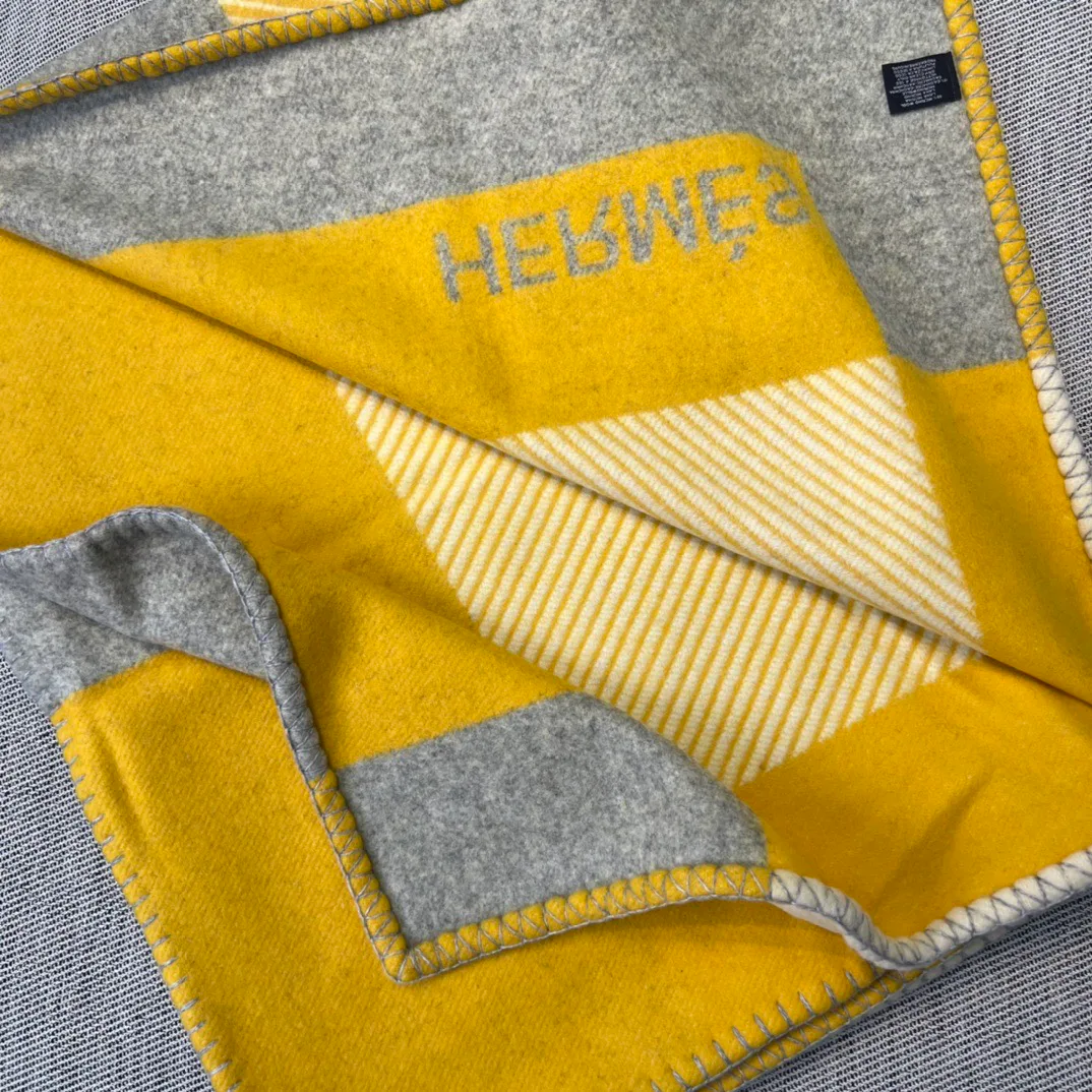 Textiles HERMES 17992447