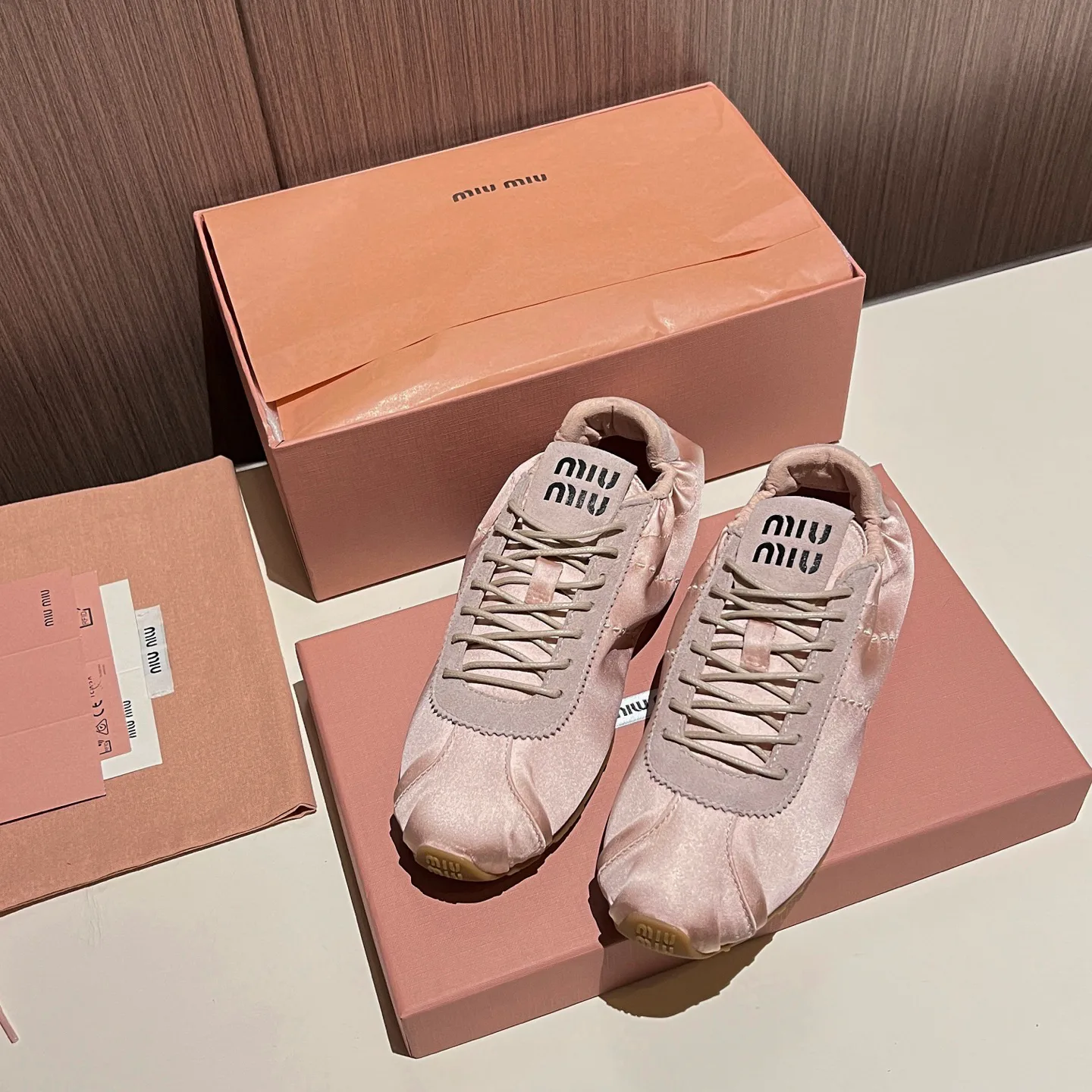 Women's Sneakers MIU MIU 17968602