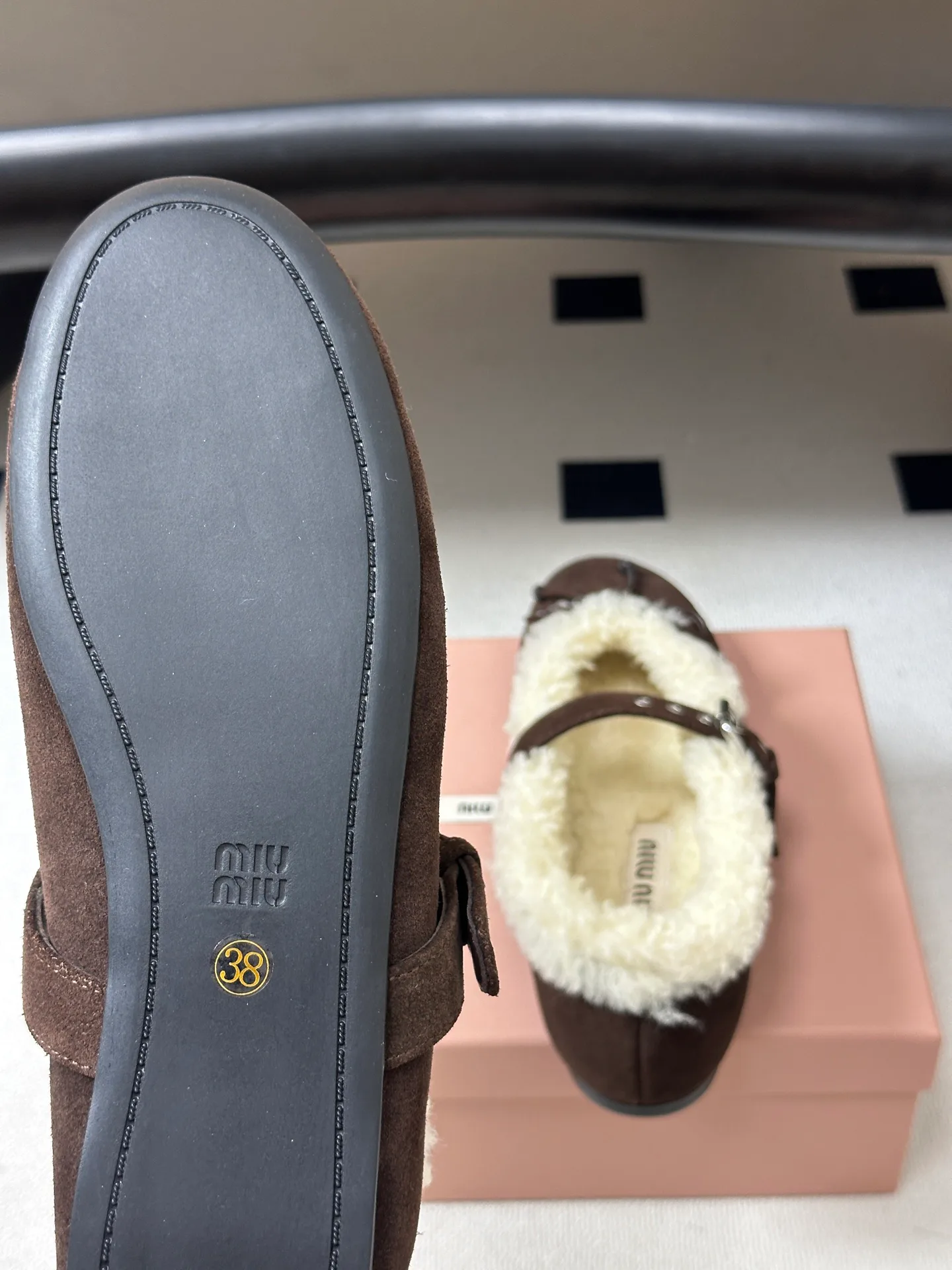Women's Ballet Flats MIU MIU 18041524