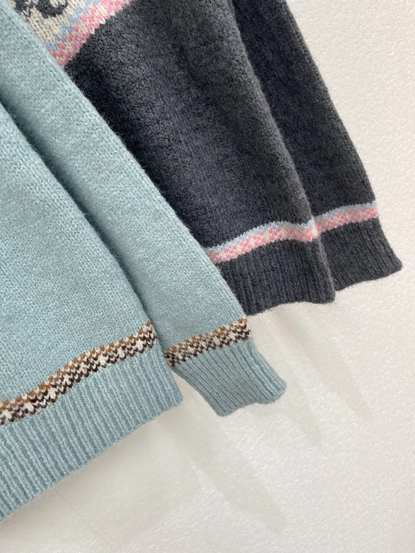 Women's Jumpers And Sweaters CHANEL 18031047