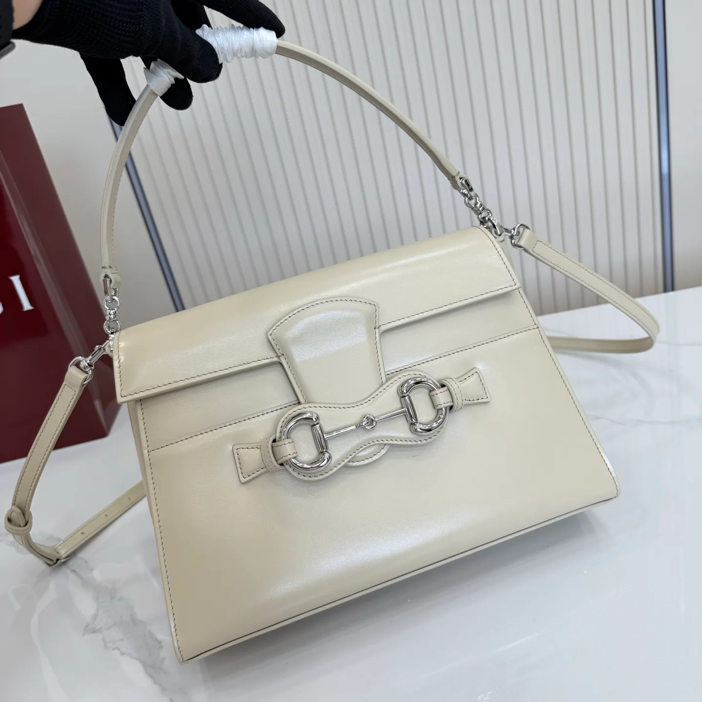 Women's Classic Handbags GUCCI 18262341