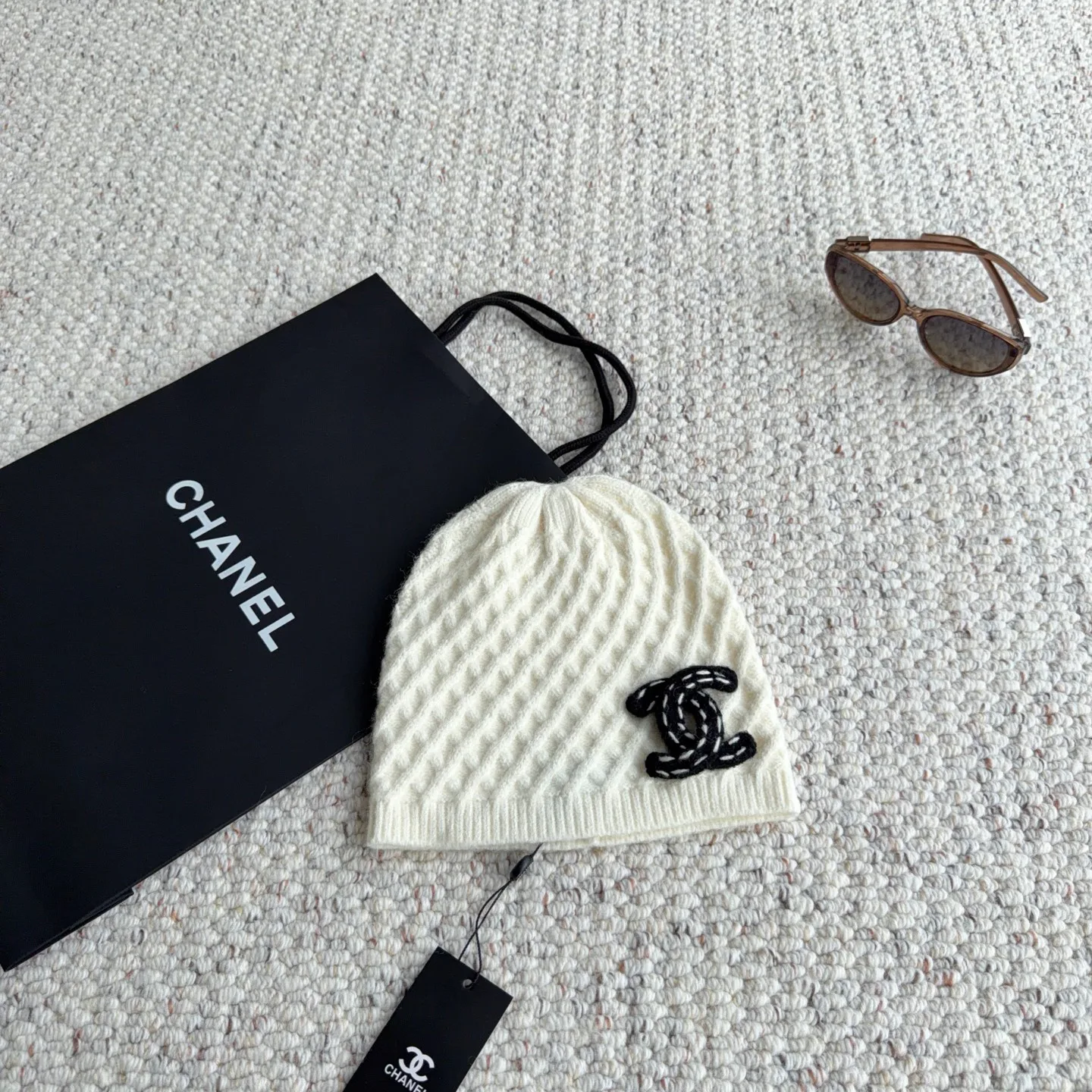 Hats CHANEL 18450110