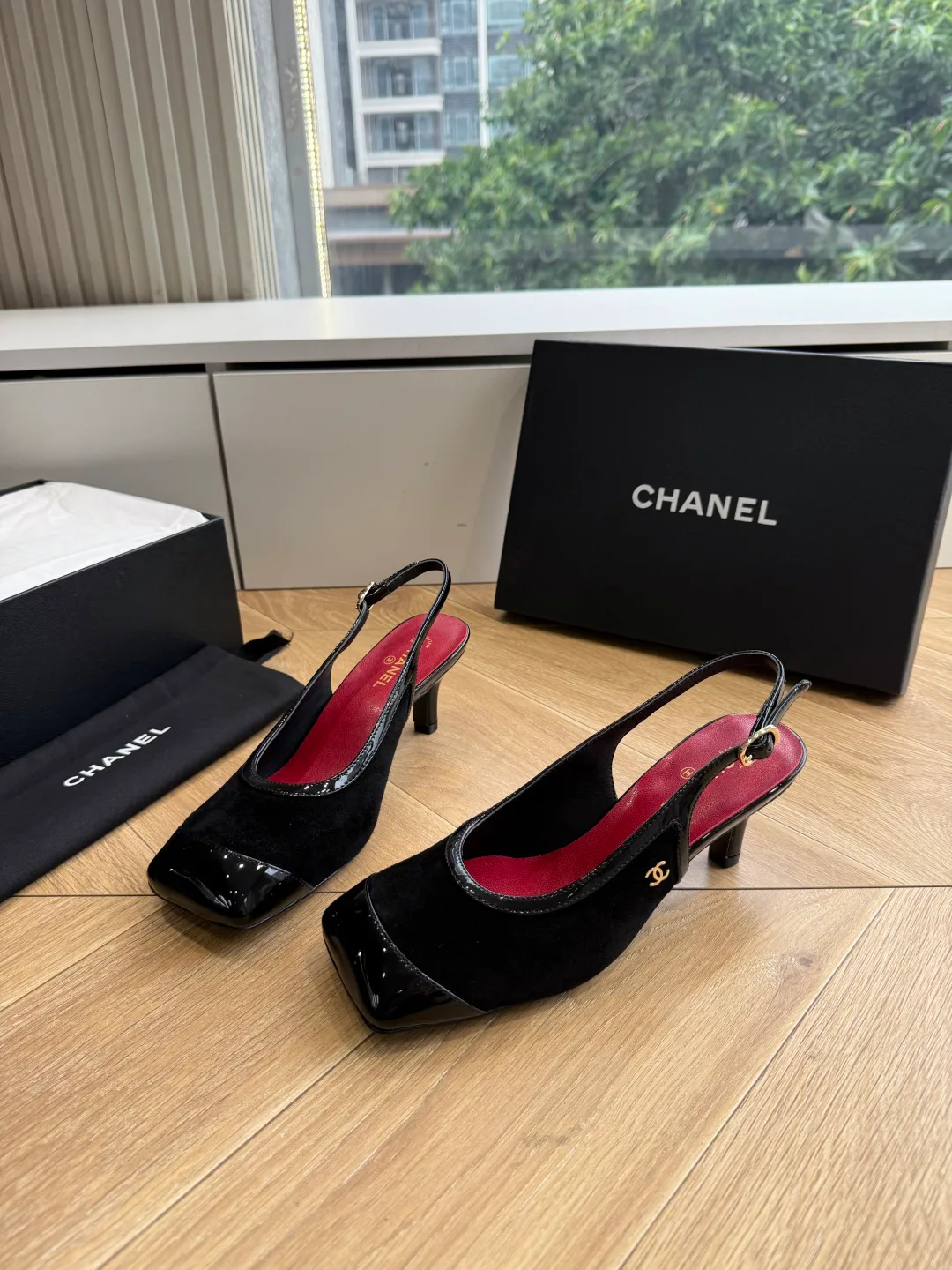 Women's Open-Toe Sandals CHANEL 17768377