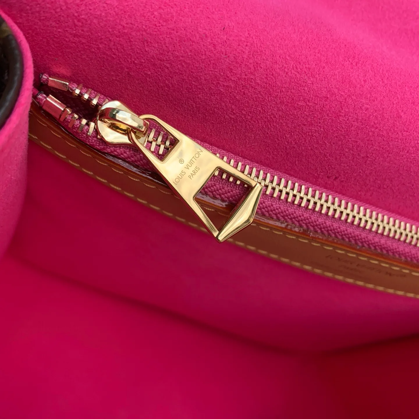 Women's Backpacks LOUIS VUITTON 18147465
