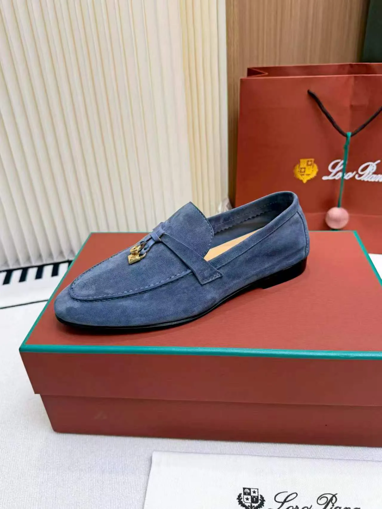 Women's Loafers And Moccasins LORO PIANA 17957157
