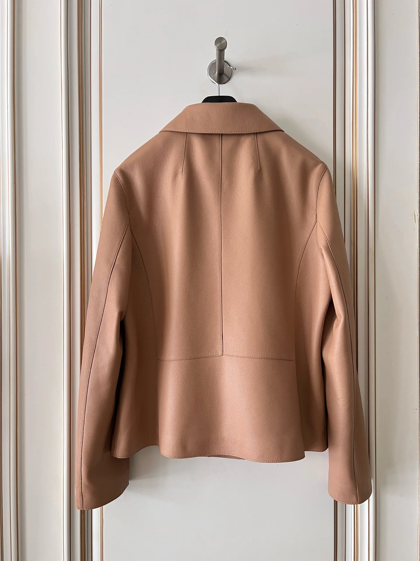 Women's Leather Jackets And Sheepskin Coats HERMES 17913338