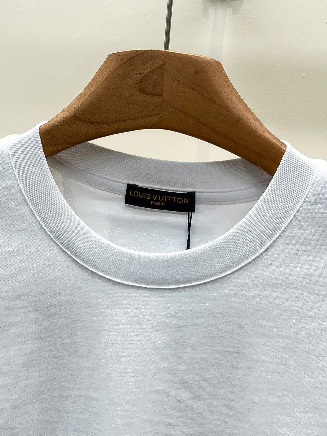 Men's T-Shirts LOUIS VUITTON 18499294