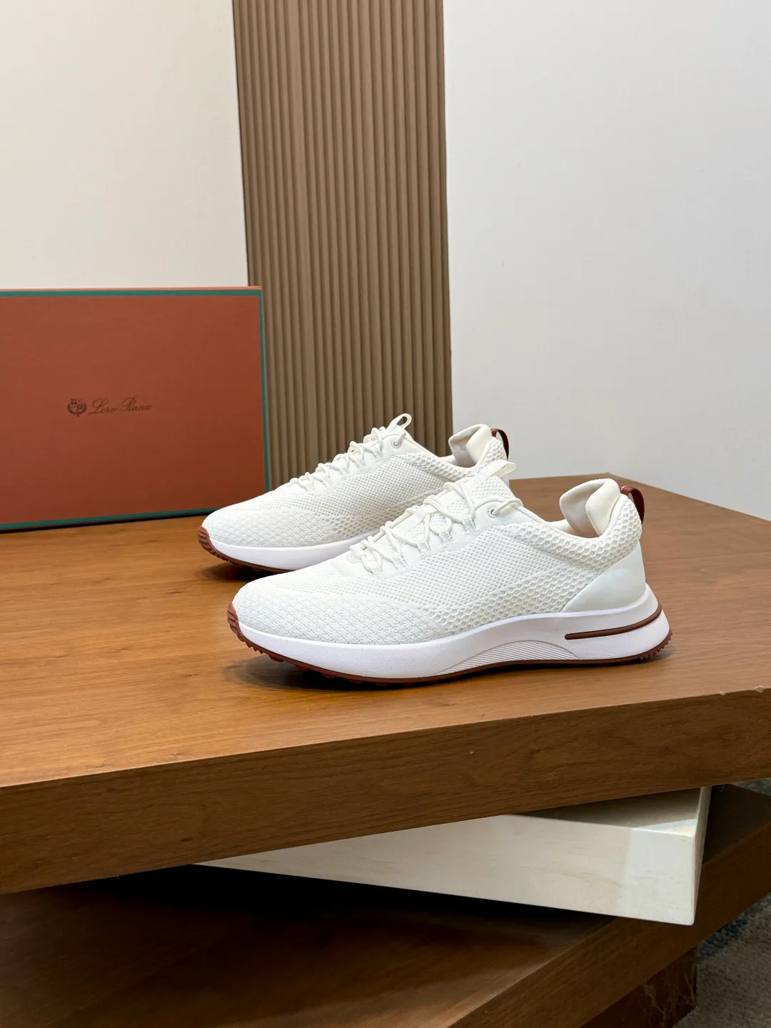 Men's Sneakers LORO PIANA 18100239