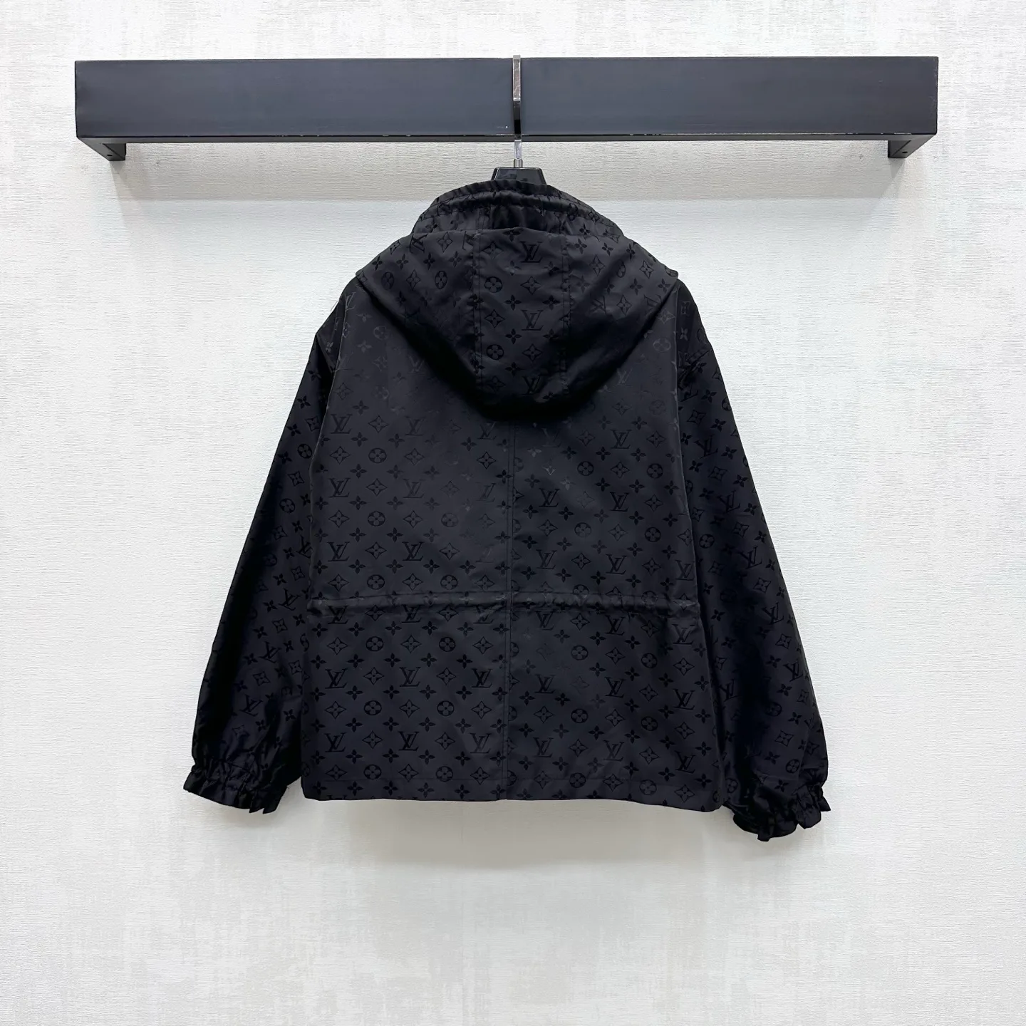 Women's Jackets And Down Jackets LOUIS VUITTON 18131250