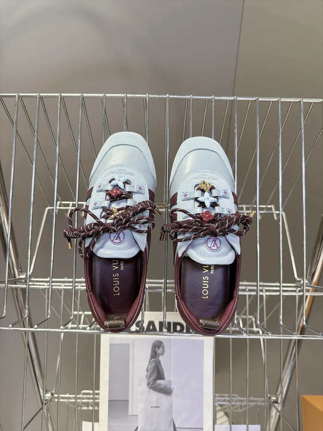 Women's Sneakers LOUIS VUITTON 18005457