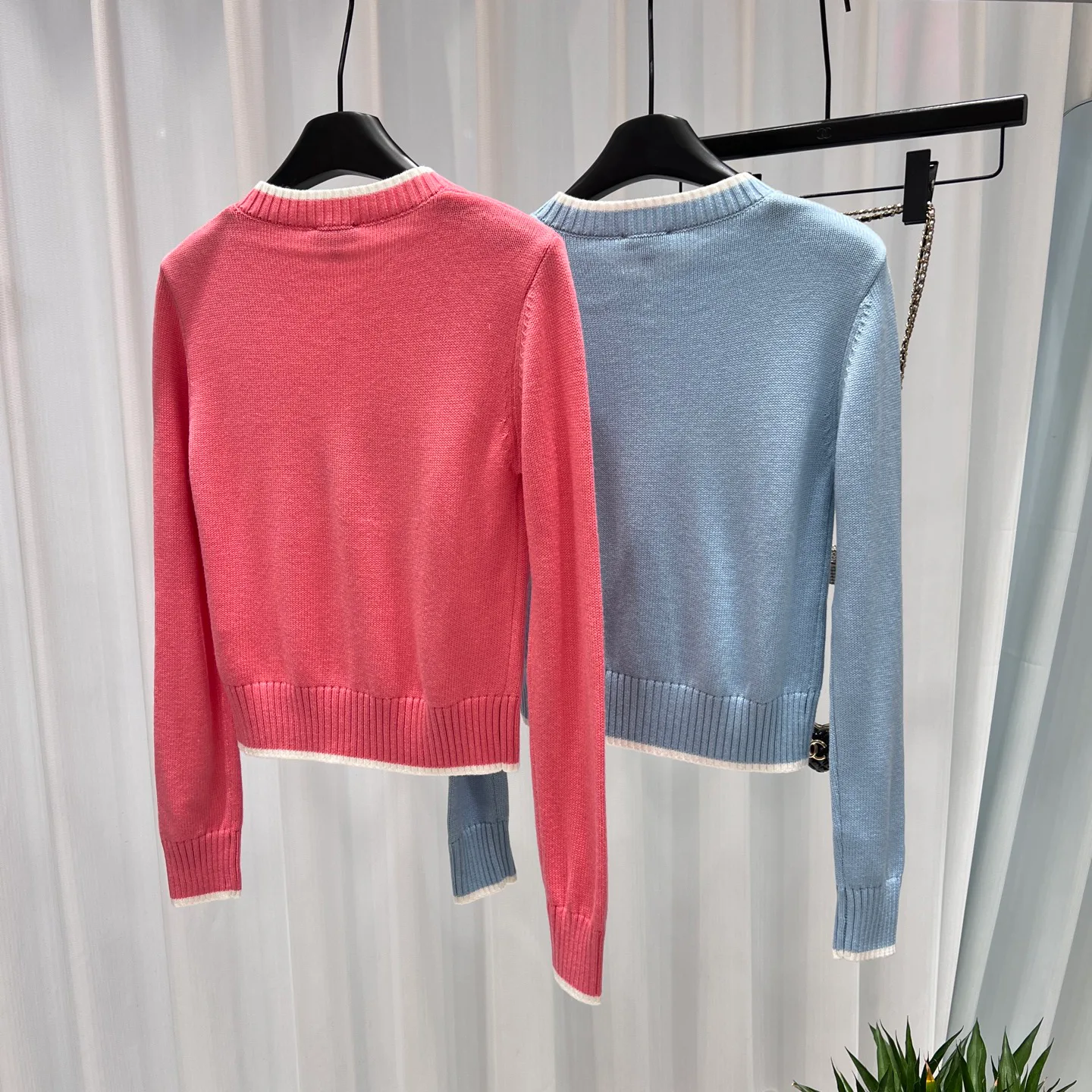 Women's Jumpers And Sweaters CHANEL 18337895