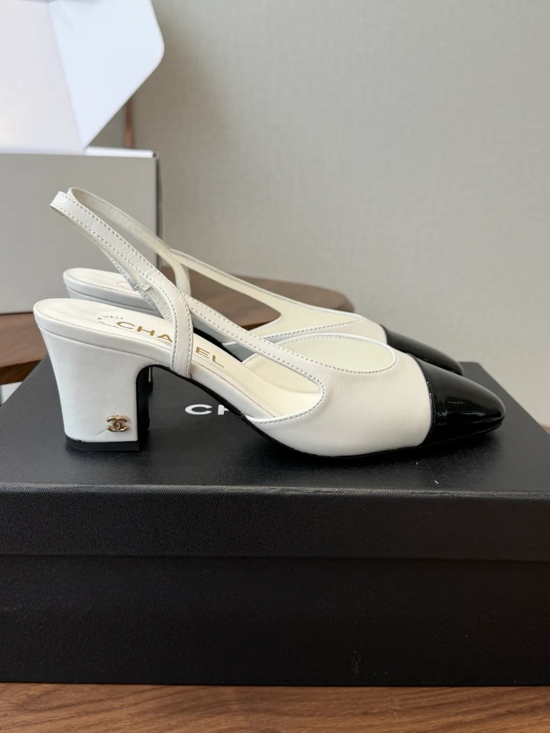Women's Open-Toe Sandals CHANEL 17364681