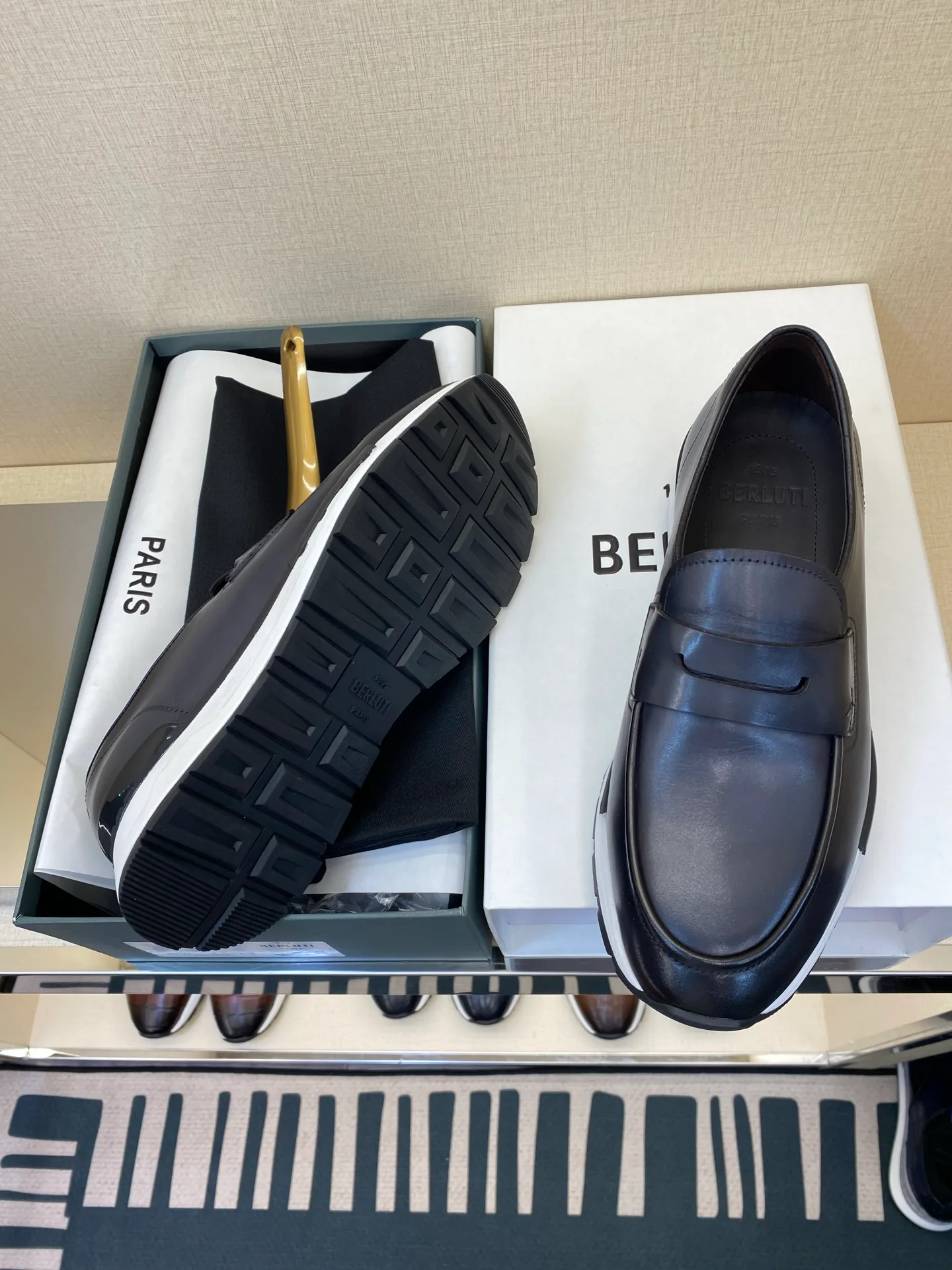 Men's Loafers And Dress Shoes BERLUTI 17971902