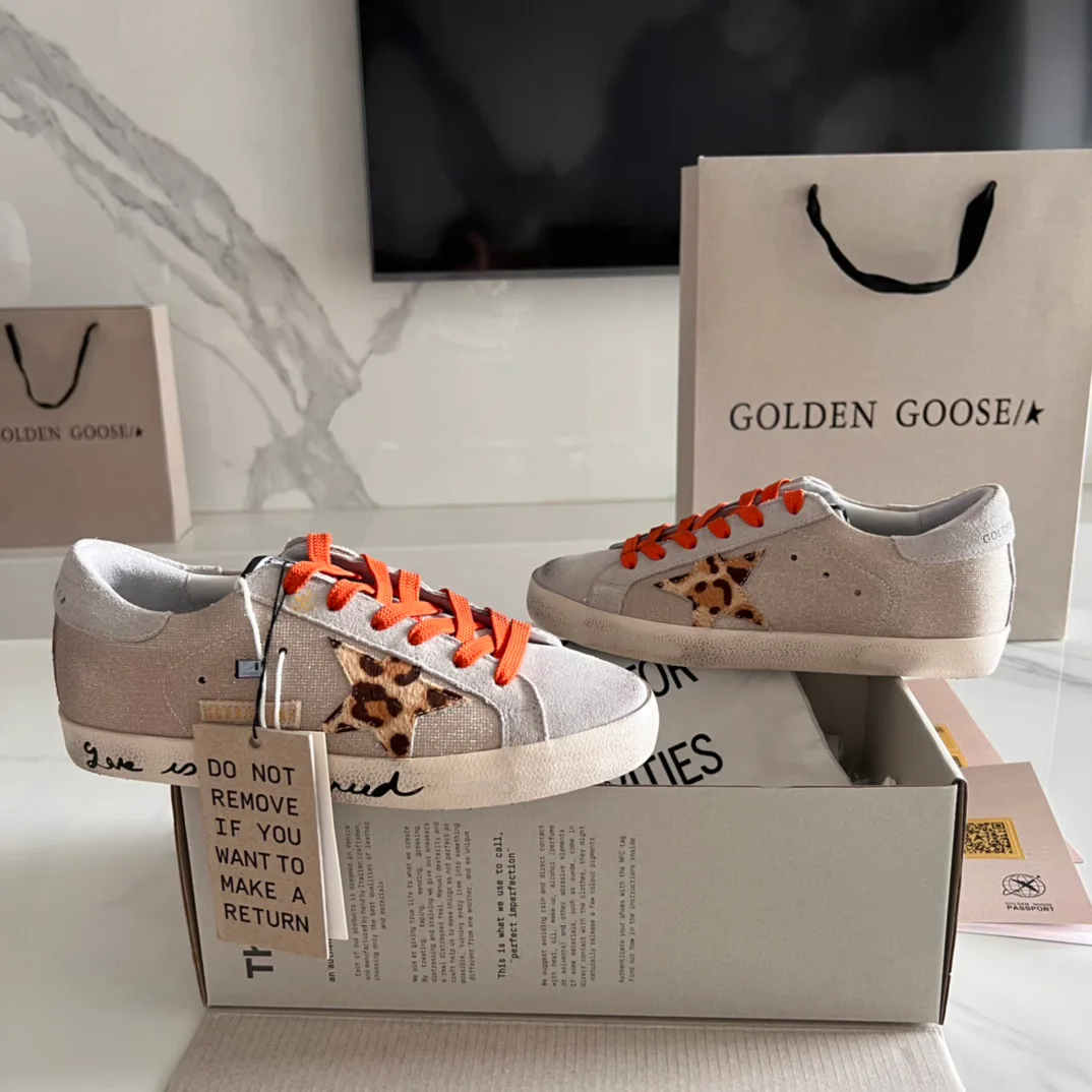 Women's Sneakers GOLDEN GOOSE 16995661