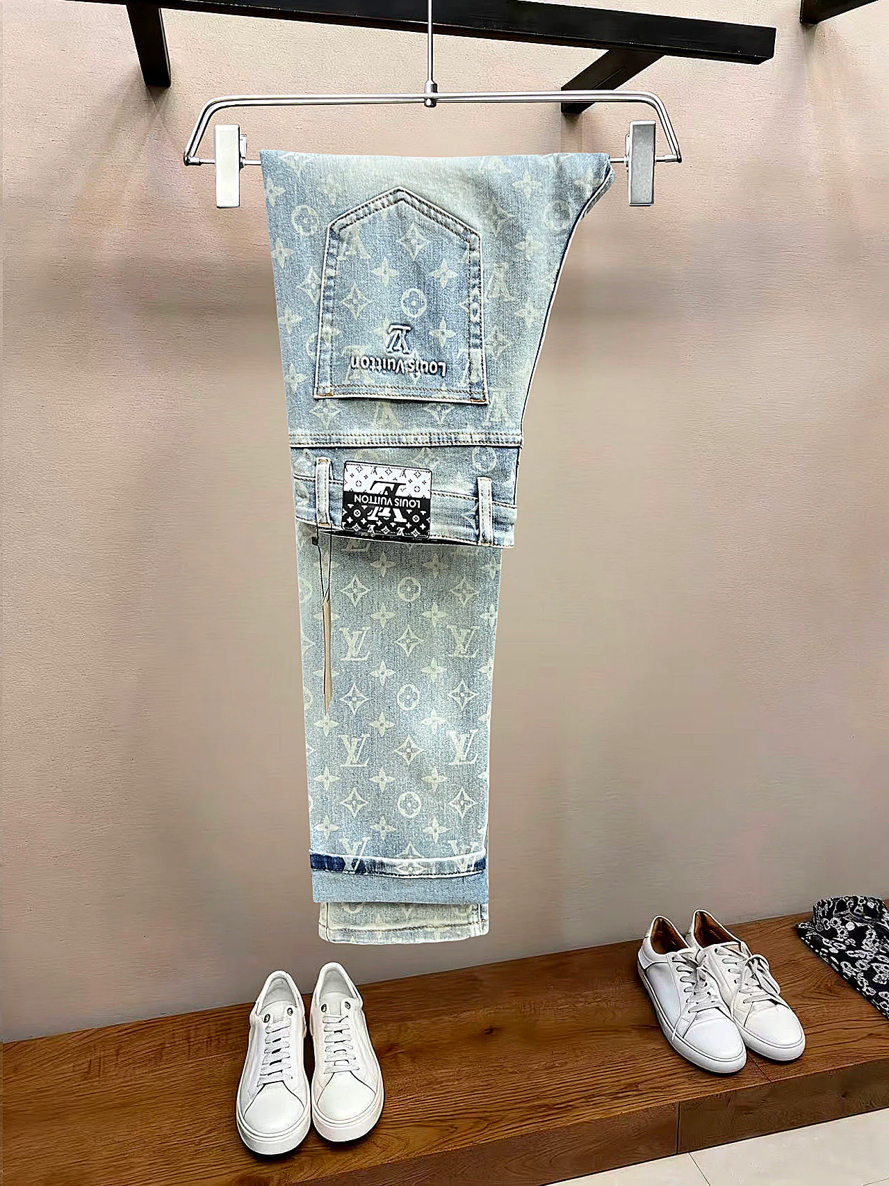 Men's Jeans LOUIS VUITTON 18097850