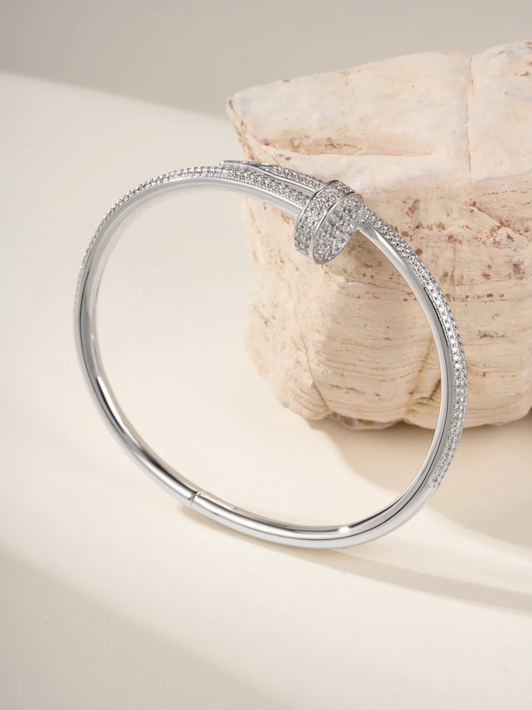 Jewelry CARTIER 18231021
