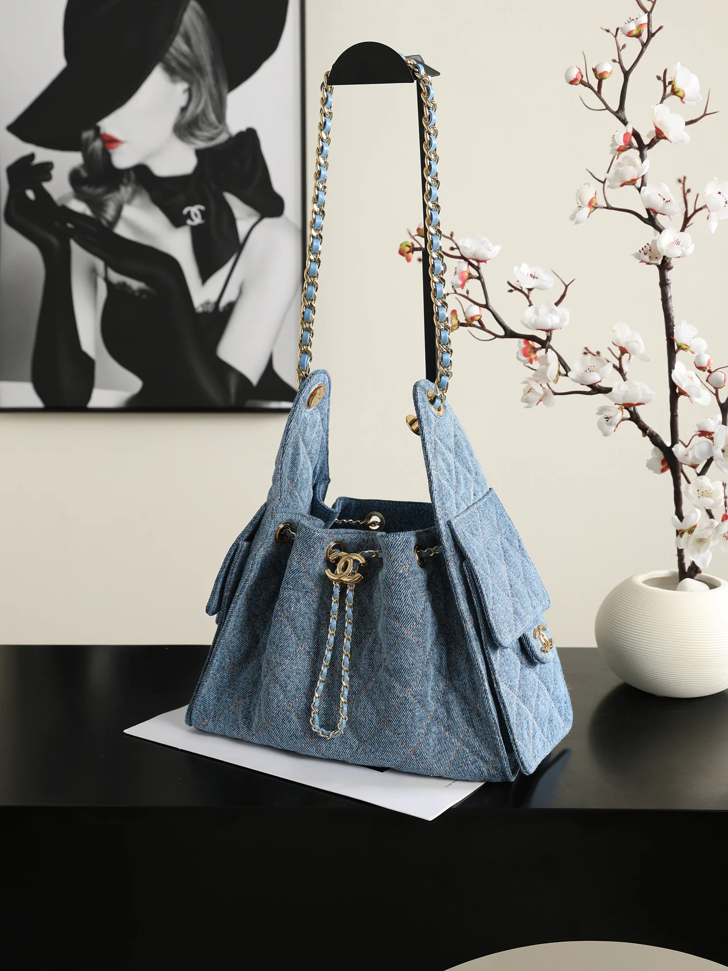 Women's Classic Handbags CHANEL 18000330
