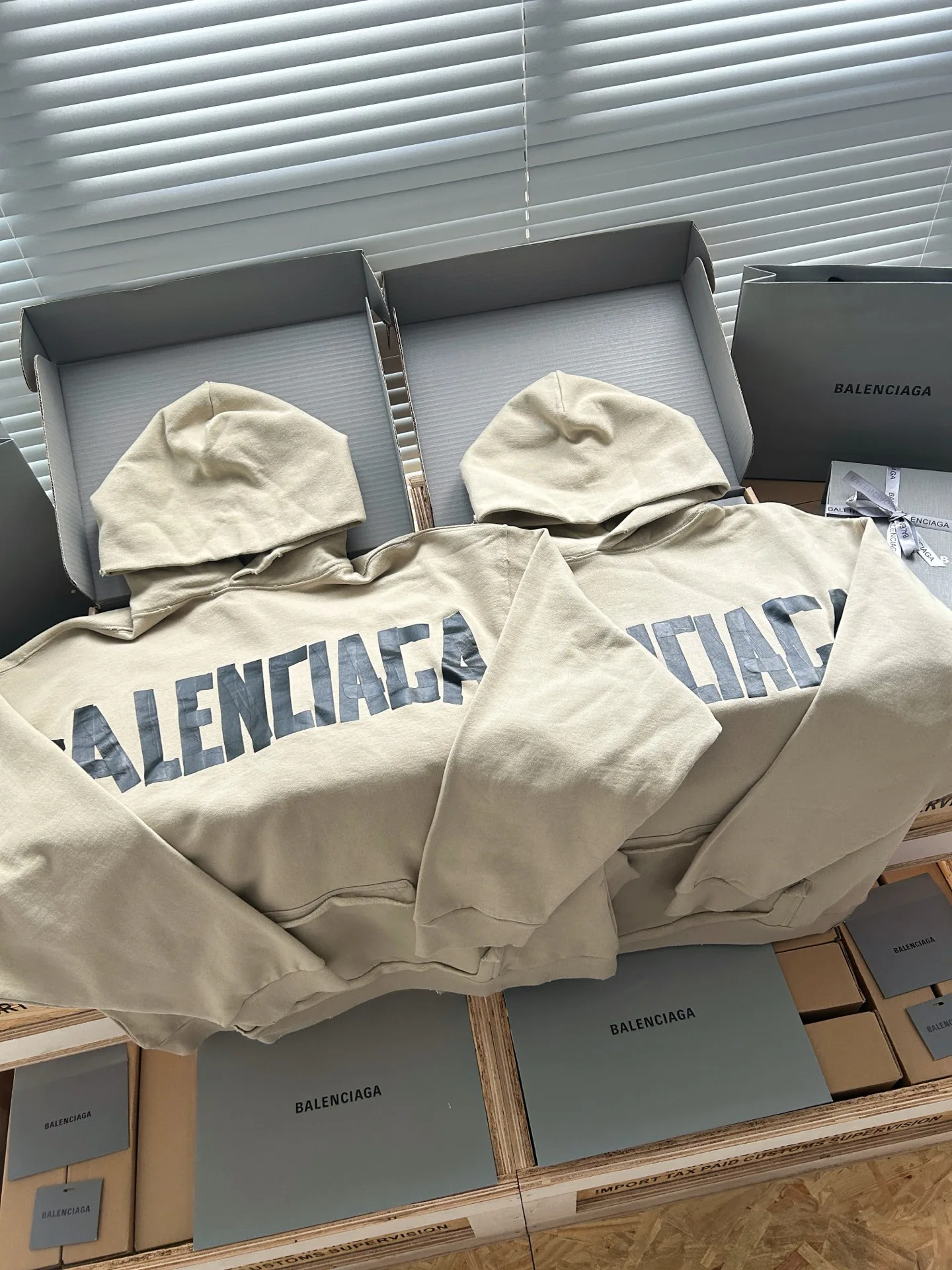 Футболки Мужские Balenciaga 18662956