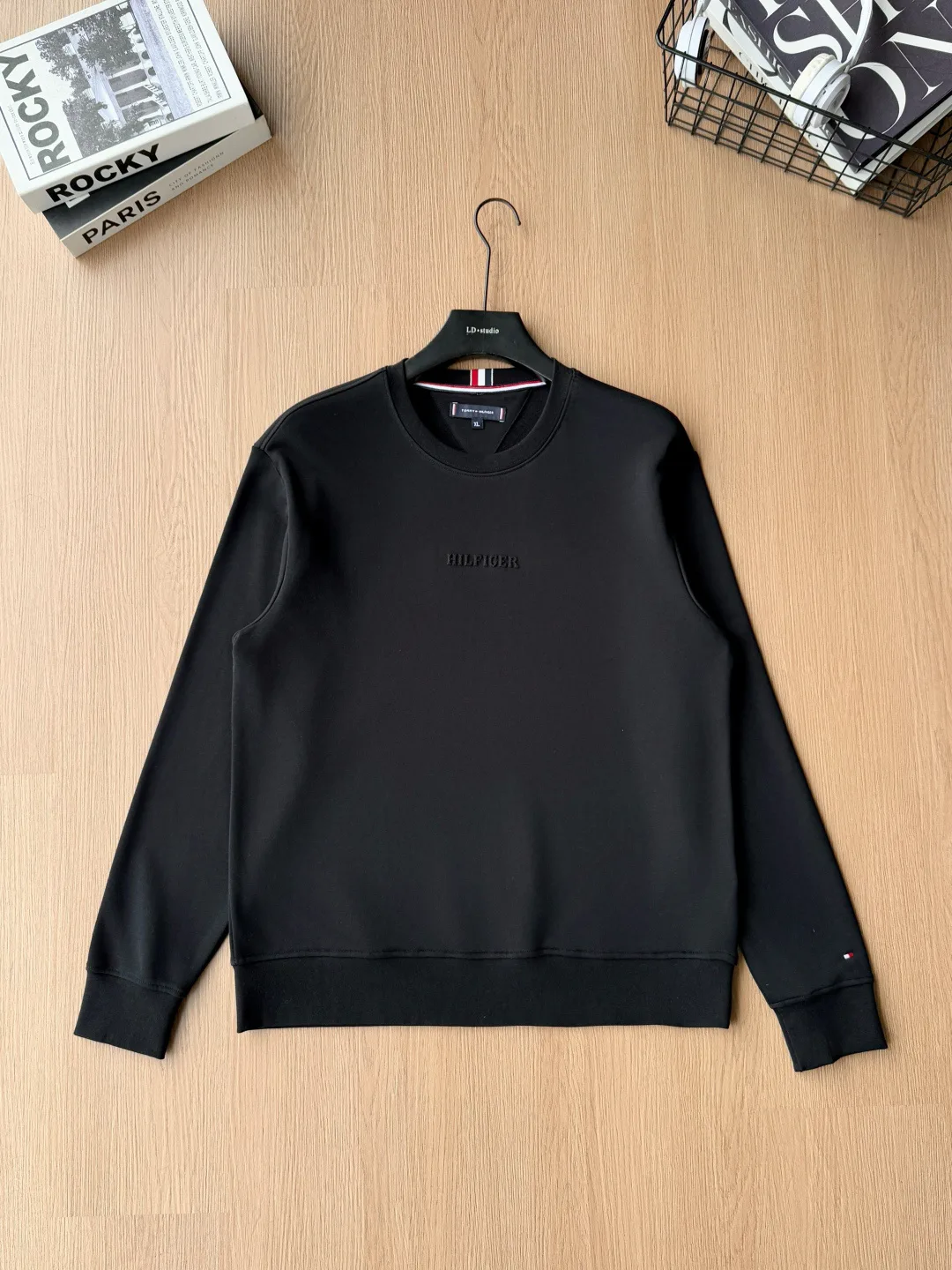 Women's Sweatshirts And Hoodies TOMMY HILFIGER 18182380