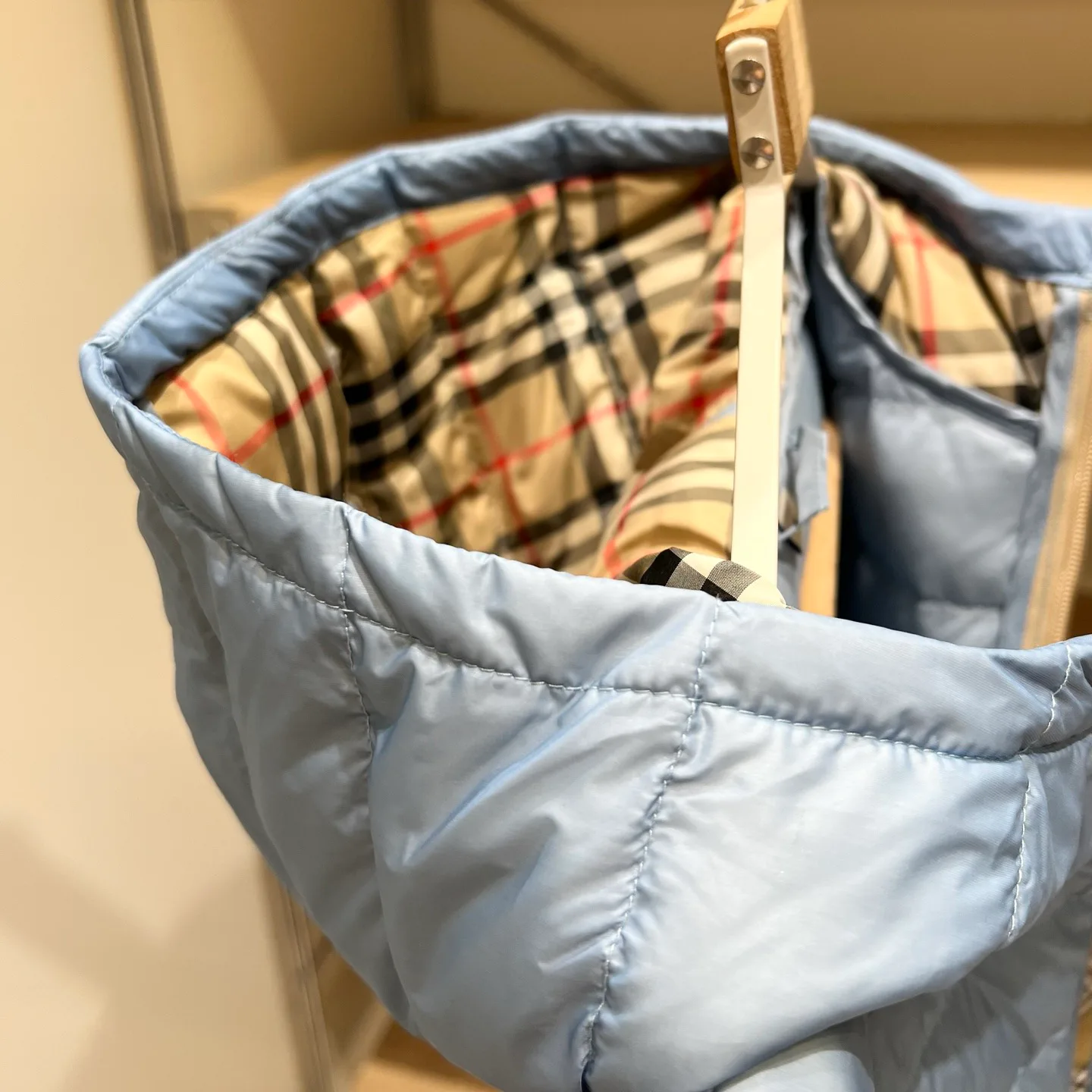 Women's Jackets And Down Jackets BURBERRY 18110900
