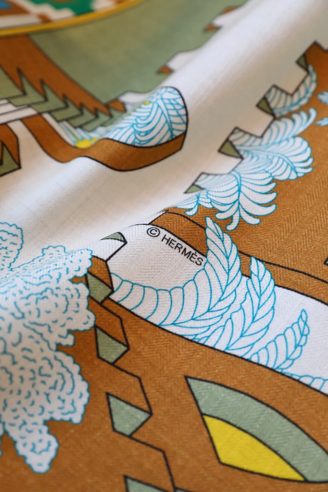 Silk Scarves HERMES 18093425