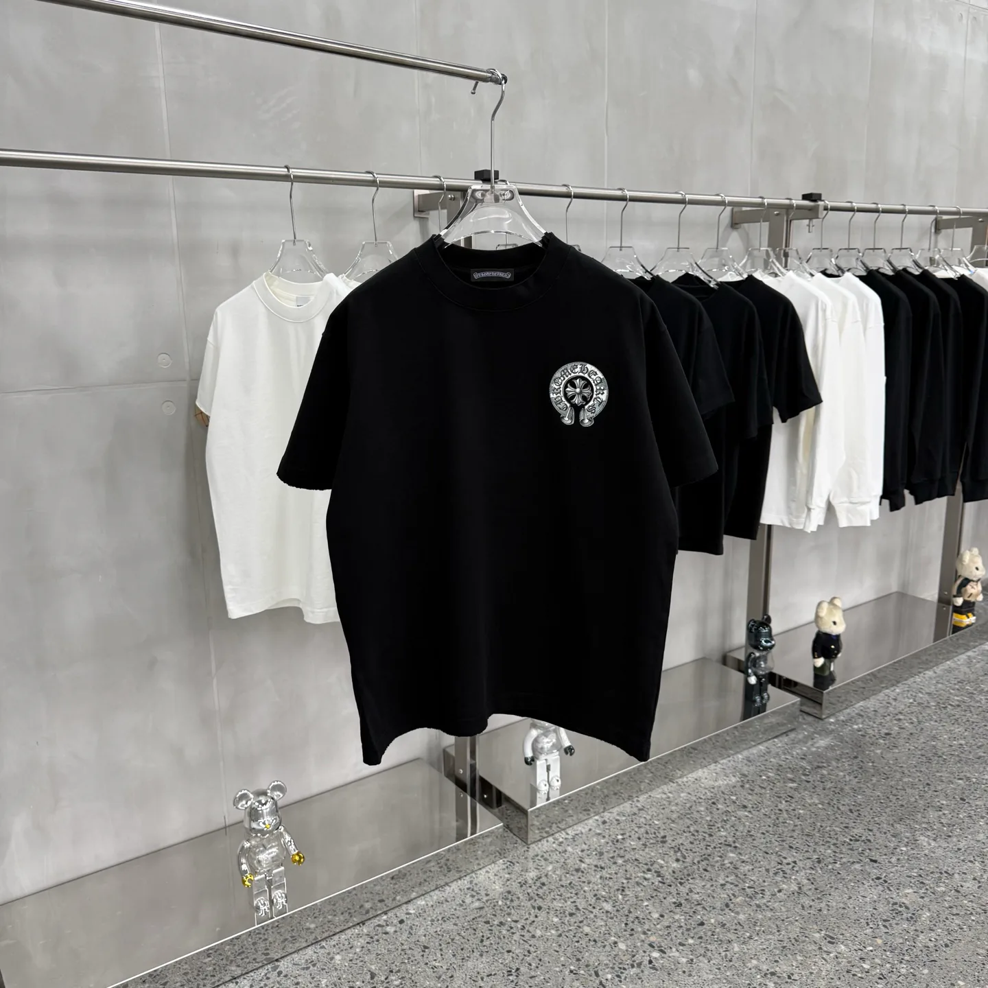 Men's T-Shirts CHROME HEARTS 17942110